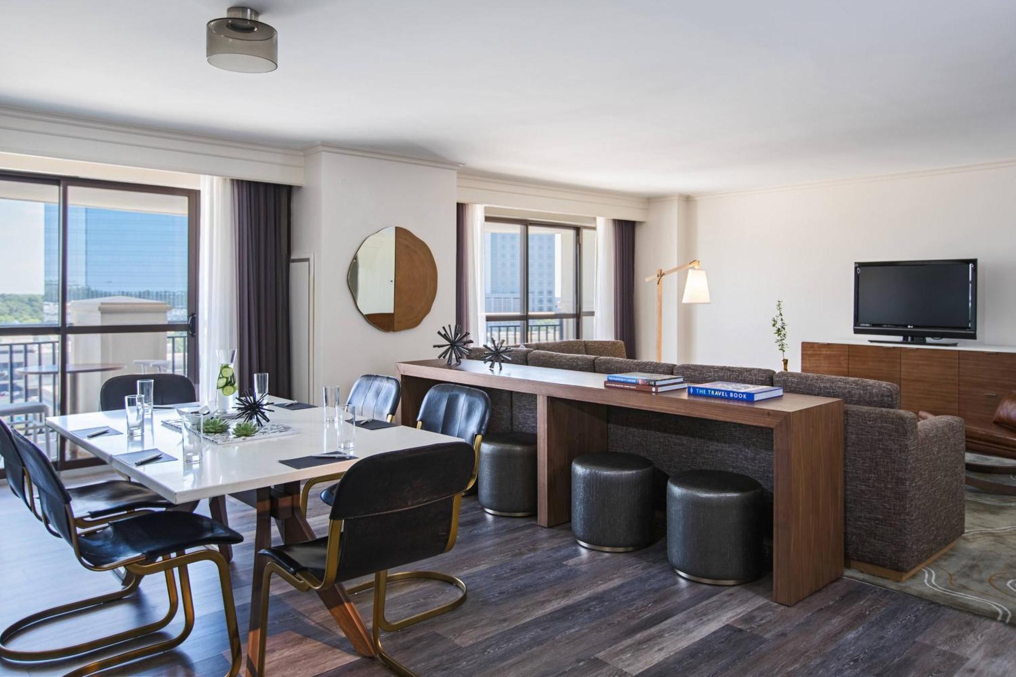 Renaissance Raleigh North Hills Hotel Zewnętrze zdjęcie
