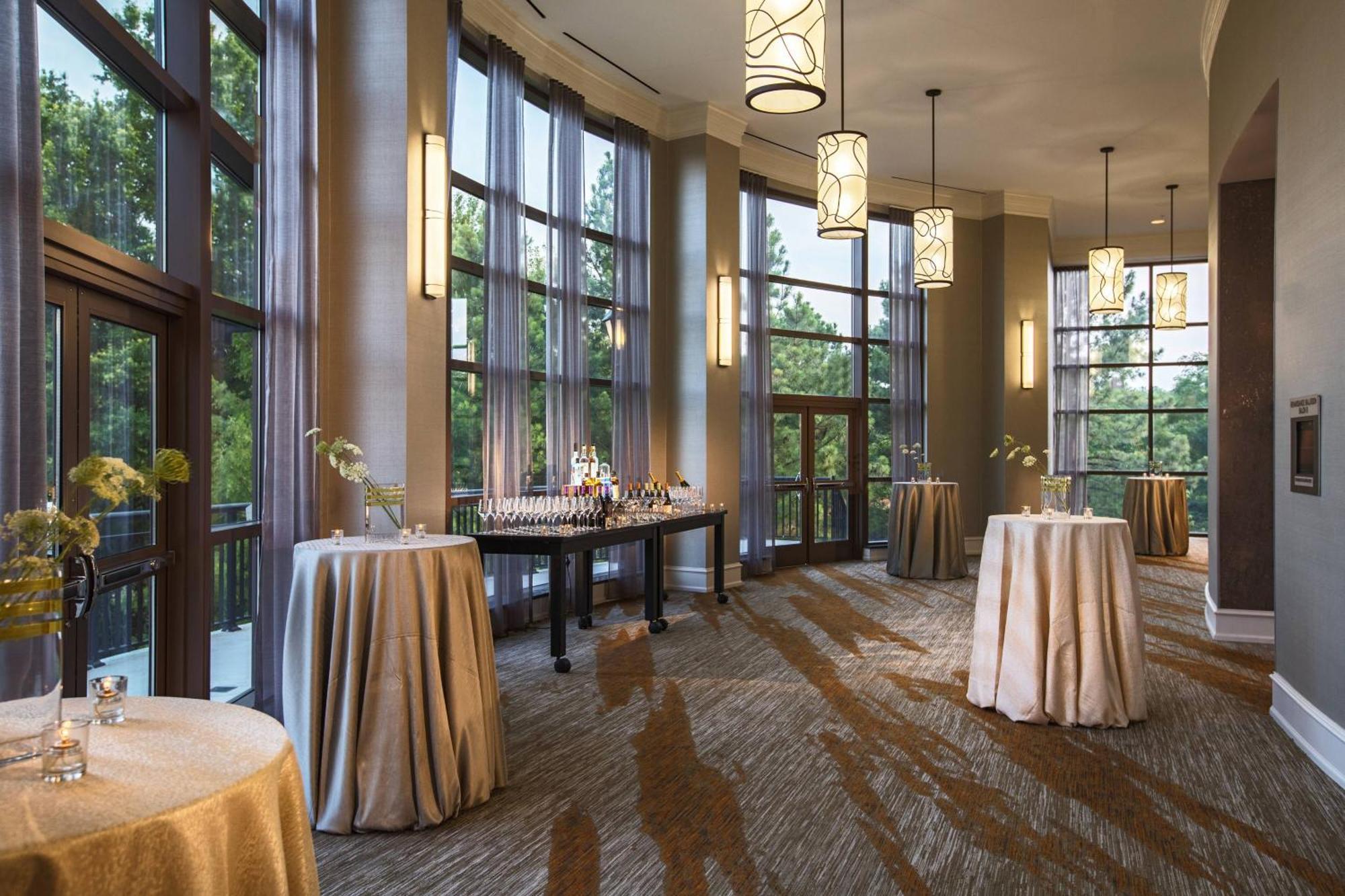 Renaissance Raleigh North Hills Hotel Zewnętrze zdjęcie